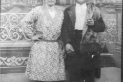 Adolfo García y Marciana Perosanz, padres de Juanita