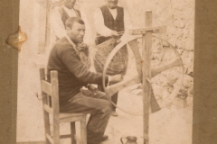 1912 sentado Luciano, i-Juan Rodríguez y d-Sotero Rodríguez