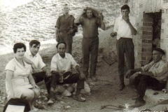 tio angel y familia en las bodegas1