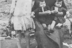 Gregoria Yagüe, Irene, Rosario y su gemela