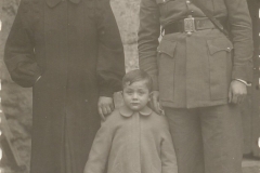 Sara, Benito con Jose Luis